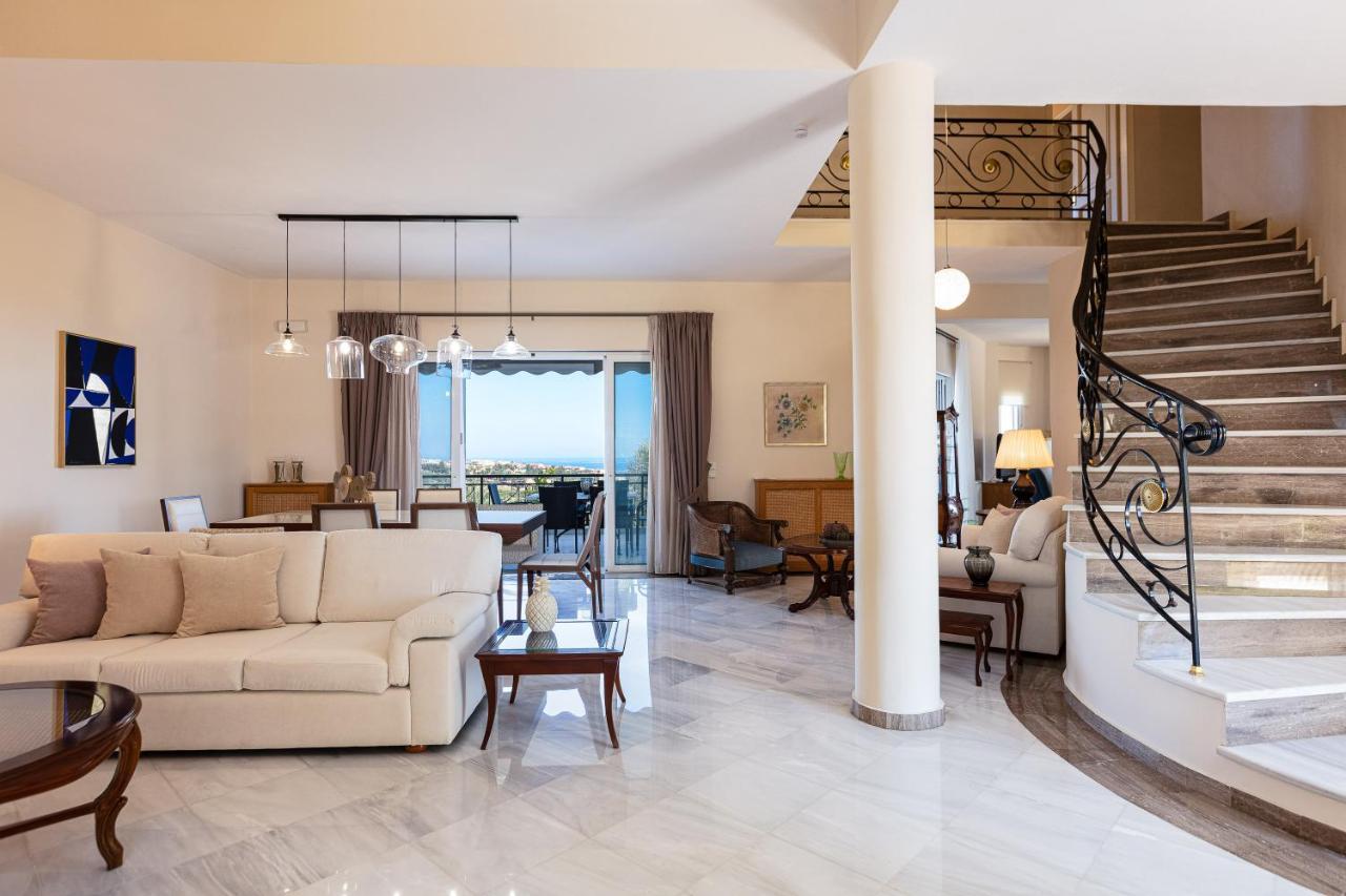 Villa Simore 罗希姆诺 外观 照片